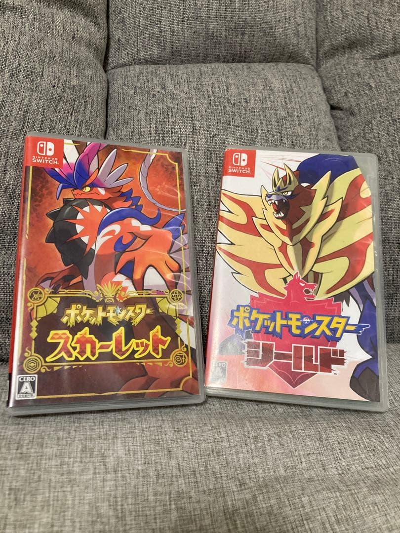 Nintendo Switch 本体 + ポケモン2本セット　ソフト付