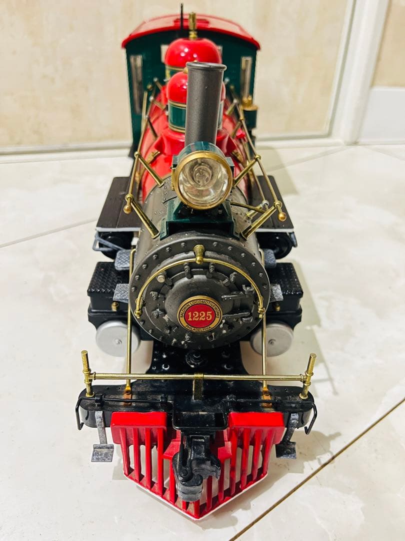 1225 蒸気機関車 赤 黒 北極と南部
