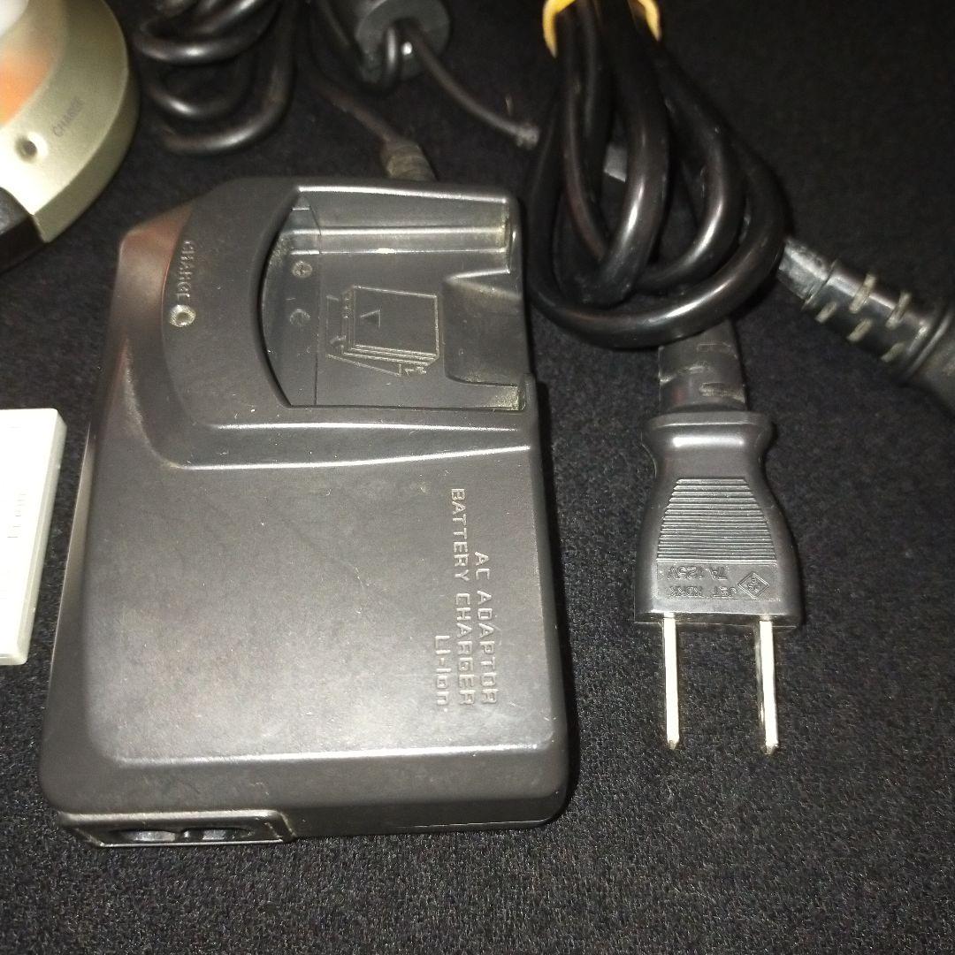 動作品 SANYO デジタルムービーカメラ Xacti DMX-C4 充電器付き