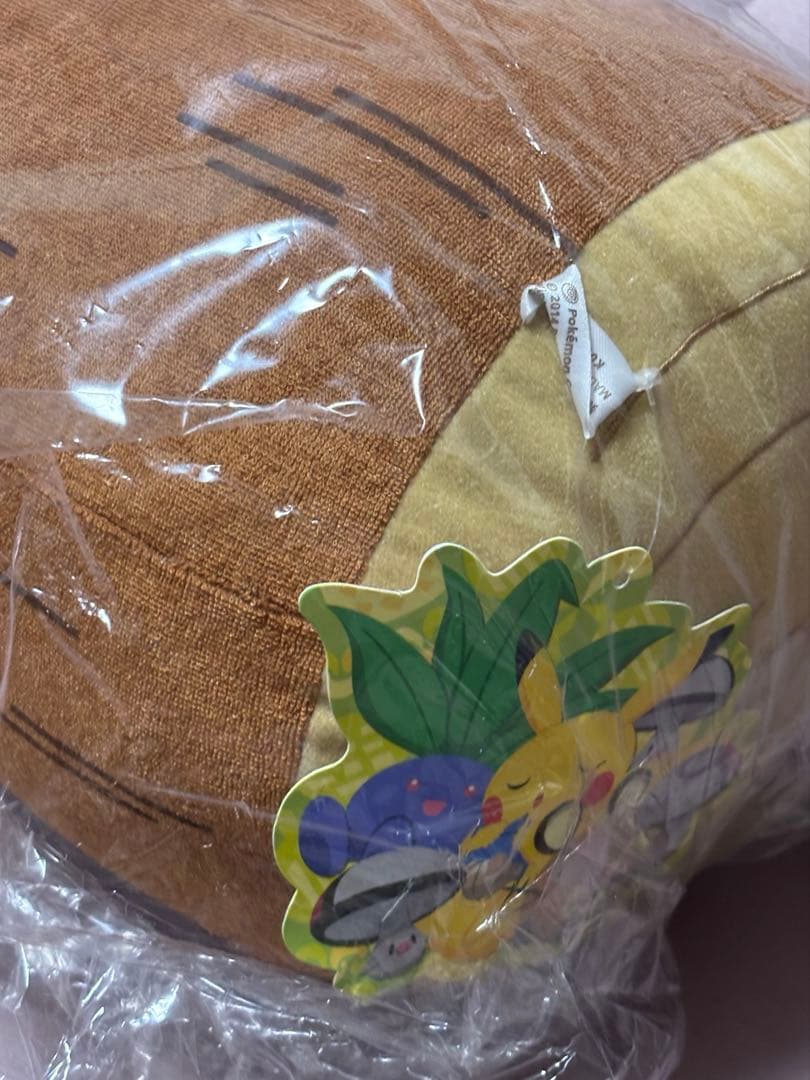 新品 ポケモン　デデンネ　ぎゅーっときのみ　おねむりクッション　ポケモンセンター