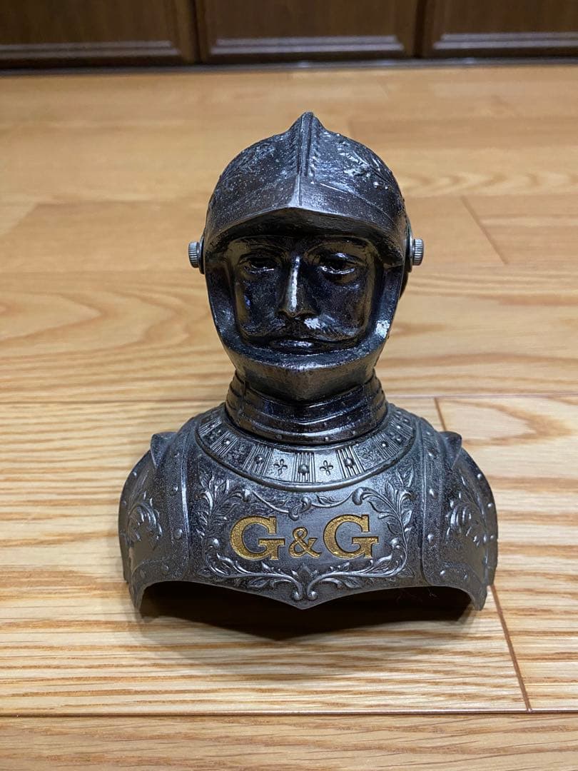 ニッカウイスキー　G&G兜鎧　サントリーオールド