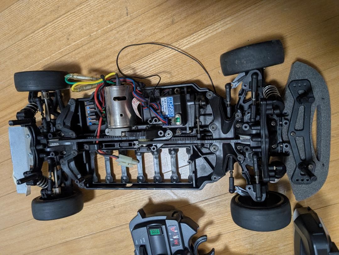 RAYBRIG NSX 2005 RCカーキット