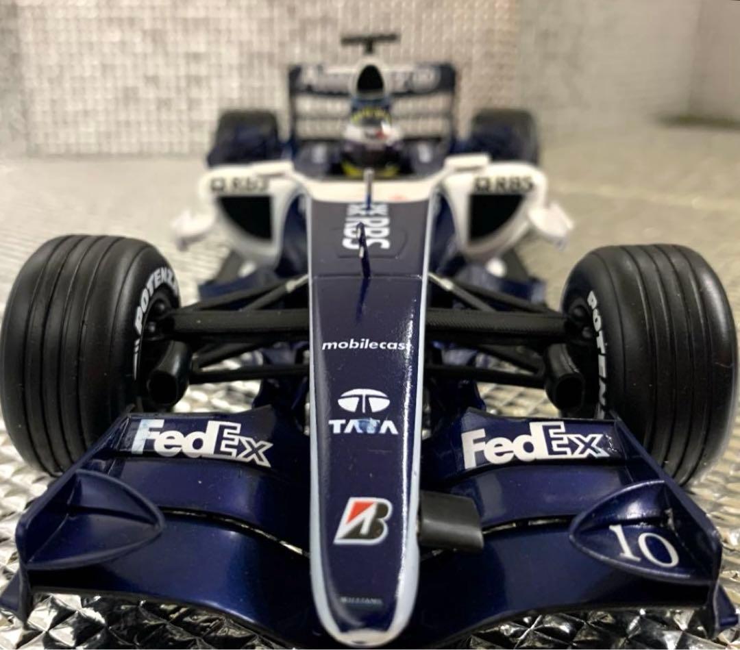 【ホットウィール　ウィリアムズ　BMW FW28 2006年1/18】