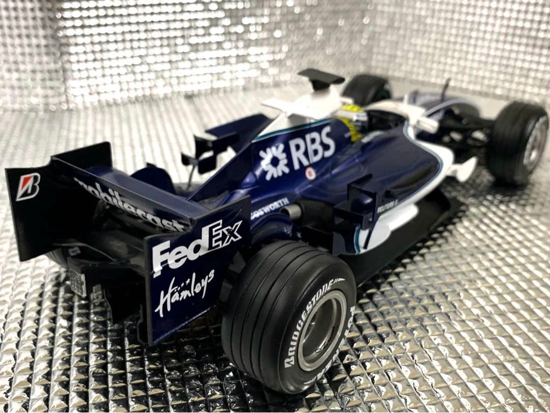 【ホットウィール　ウィリアムズ　BMW FW28 2006年1/18】