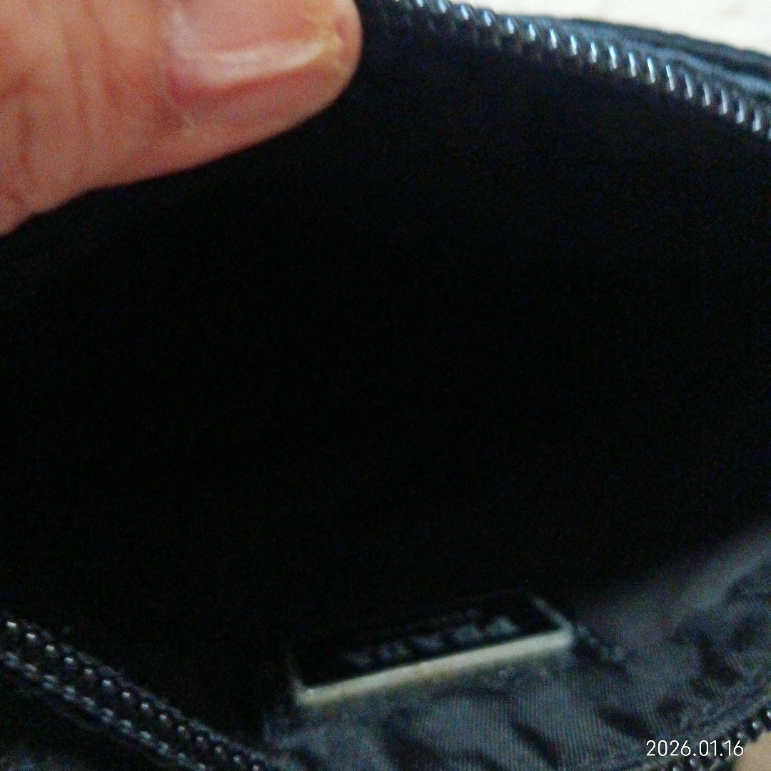 専用　美品　プラダ　三角ロゴ　ナイロン　ミニショルダー