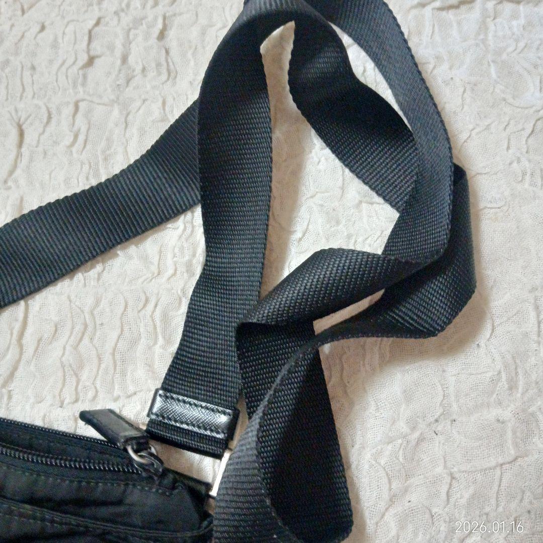 専用　美品　プラダ　三角ロゴ　ナイロン　ミニショルダー