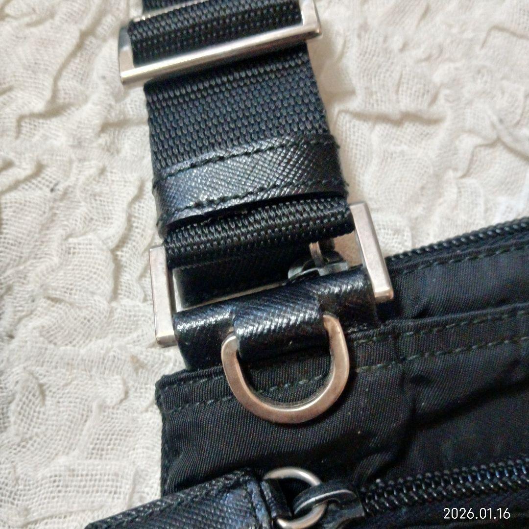 専用　美品　プラダ　三角ロゴ　ナイロン　ミニショルダー