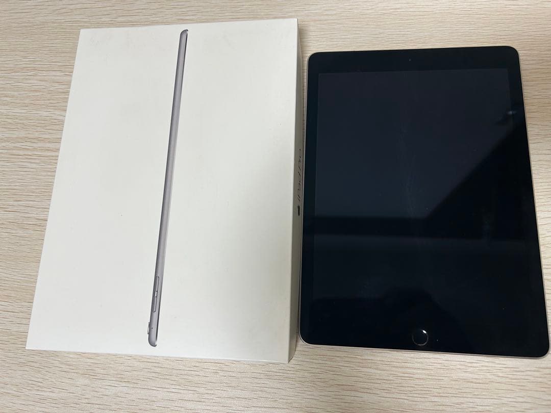 iPadPro9.7 128GB セルラー　simフリー【訳あり】