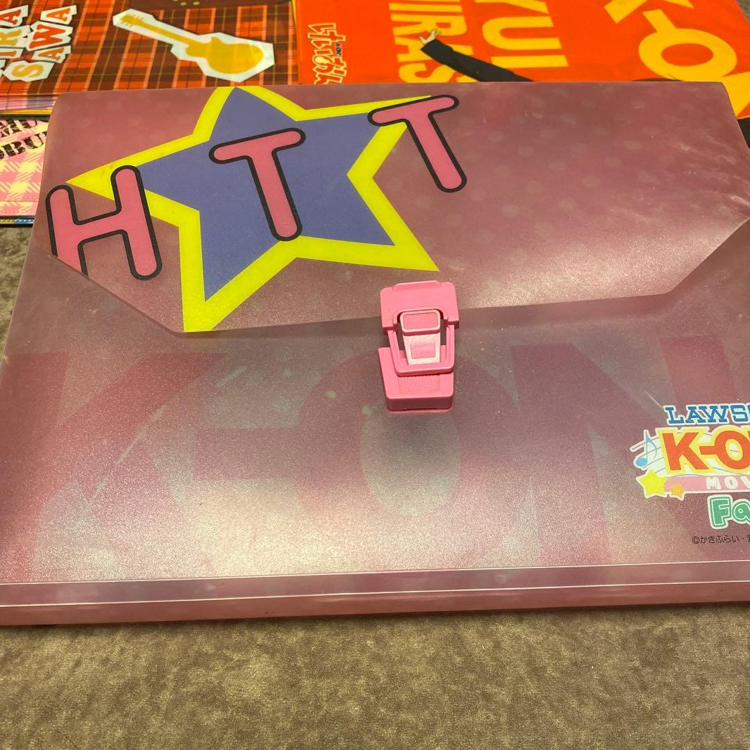 けいおん!!クリアファイル67枚大量放出！！専用ケース付き！