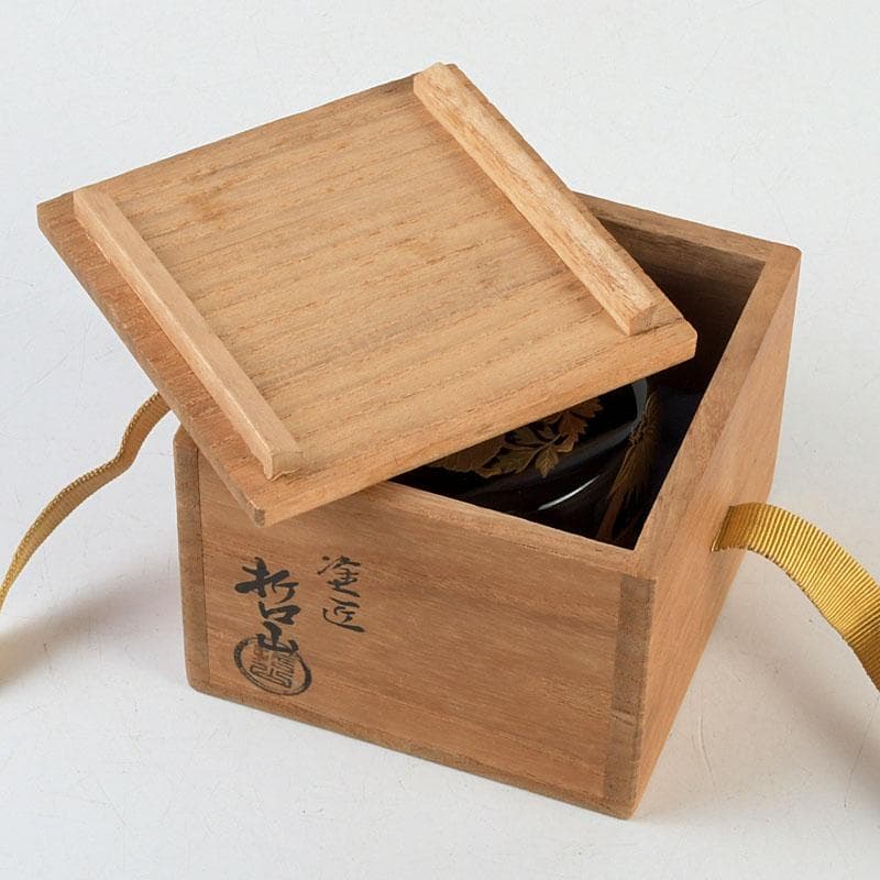 茶道具　塗匠　哲山作　花丸菊花蒔絵　平大棗　共箱　V　9354