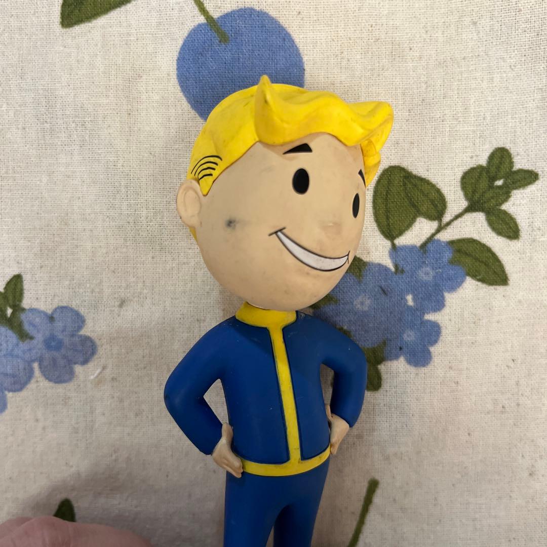 Vault Boy フィギュア 111