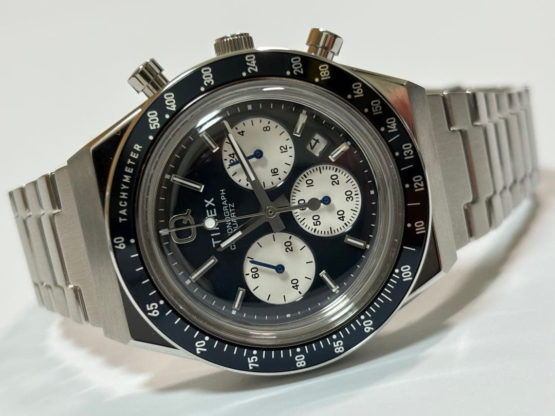 【美品】TIMEX QGents レトロクロノグラフクォーツ TW2W51600