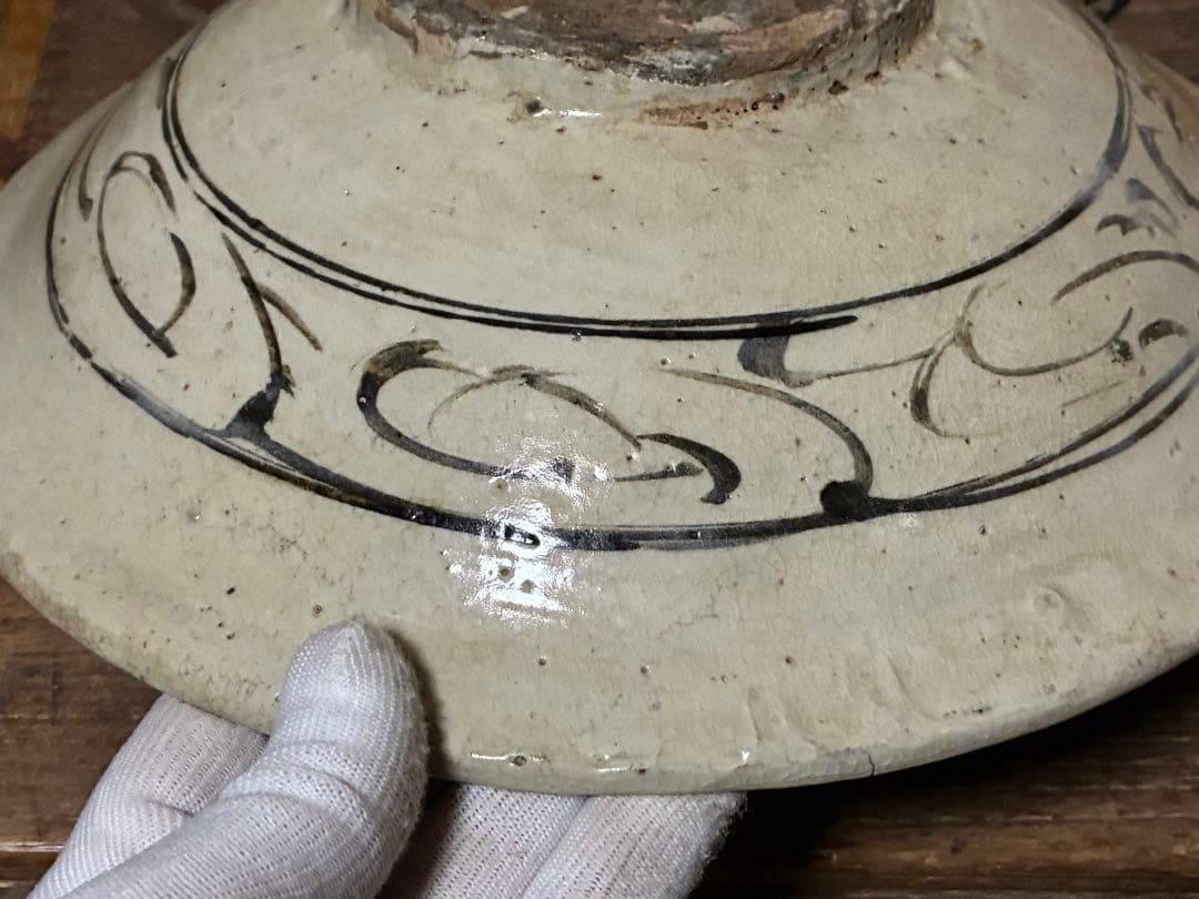 スコータイ ソコタイ 鉄絵タイ焼物 黒呉須 安南 魚紋鉢 箱入 時代物