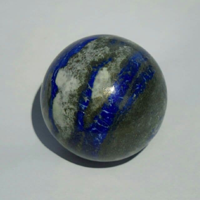 大人気ラピスラズリ　幸運　風水　

人気のラピスラズリの丸玉。