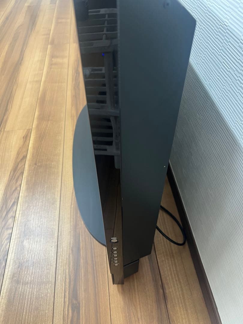 バイ・デザイン　42V型フルハイビジョン液晶テレビ LF-4204DBA