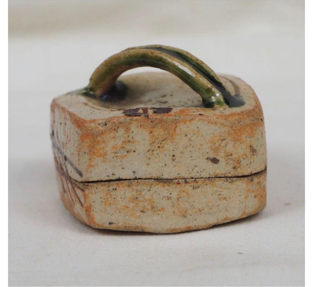 送料無料　コレクター所蔵品　江戸時代 織部香合/香盒　美濃焼 香道具華道具蓋物