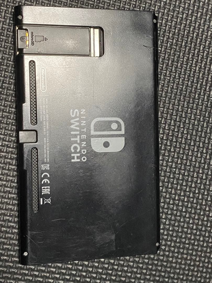 Nintendo Switch 本体 ［カセットなし］