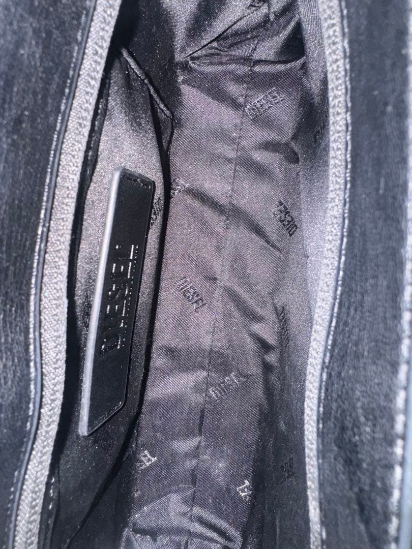 ディーゼルショルダーバッグ　diesel