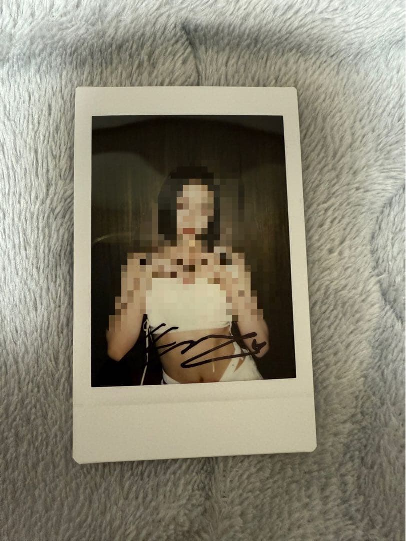 Billlie SHEONサイン入りポラロイド写真