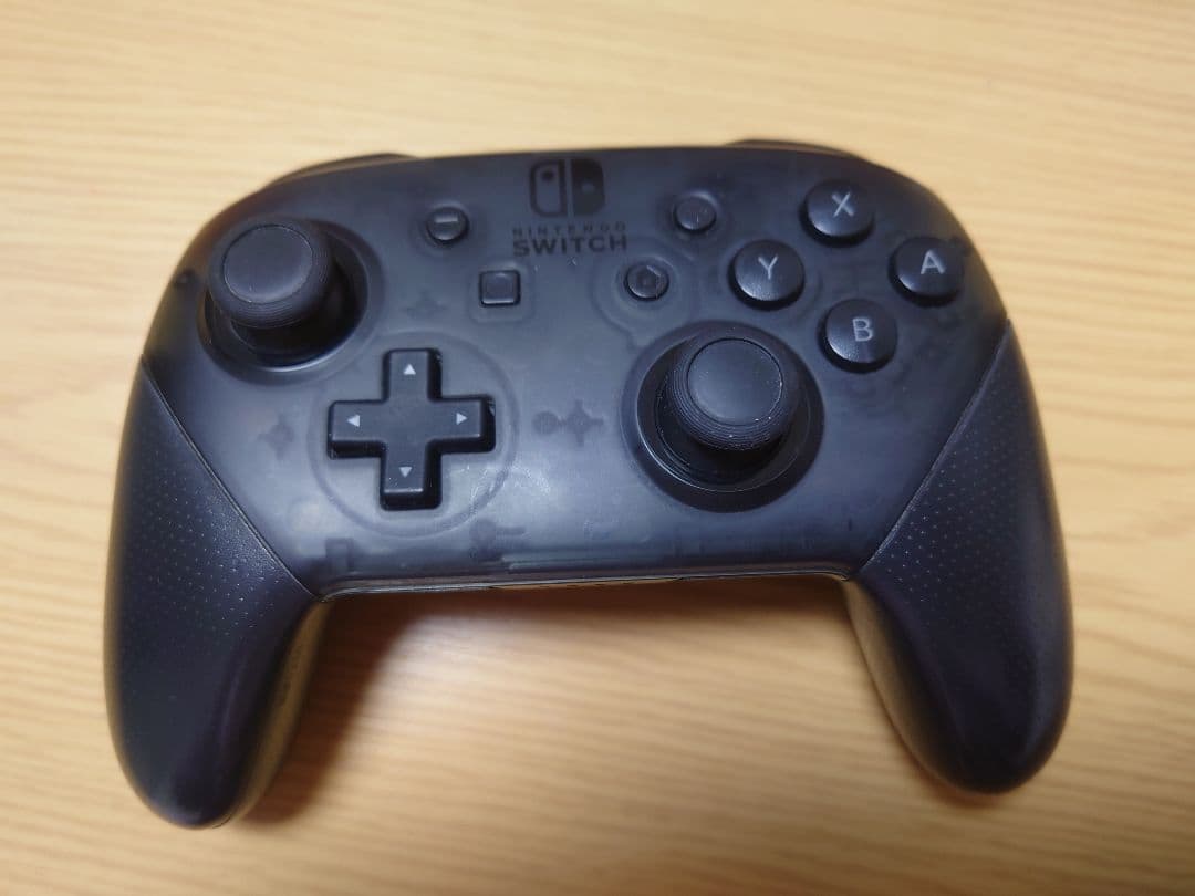 Nintendo Switch 本体周辺機器Proコン、microSDカード付き