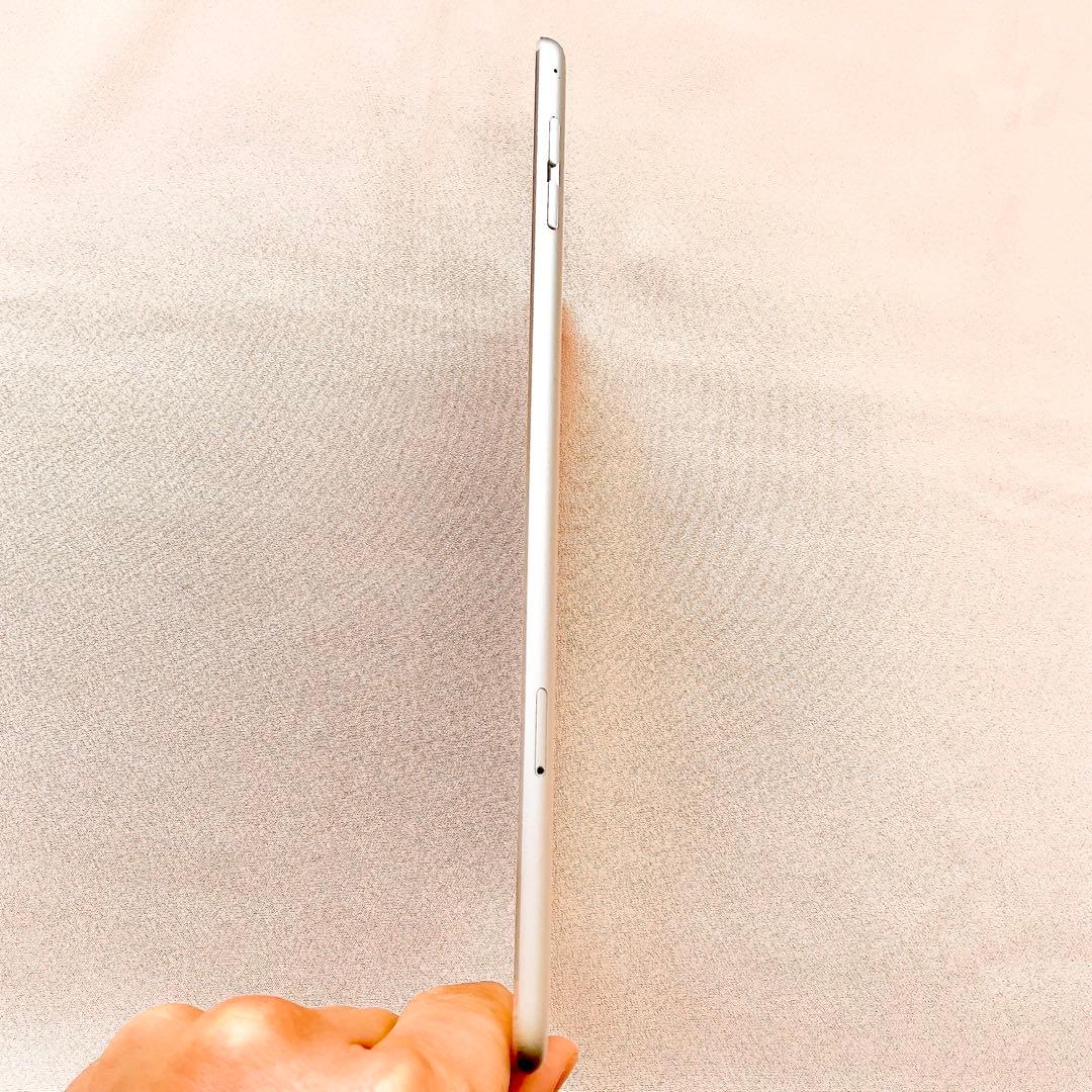 iPad mini 第4世代 64GB cellular アイパッド 本体