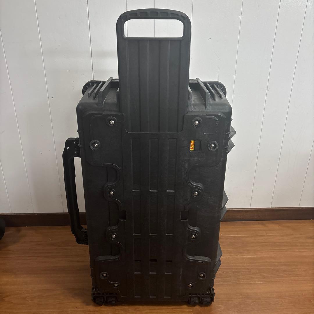 米軍放出品　PELICAN CASE 1650 ブラック　送料無料