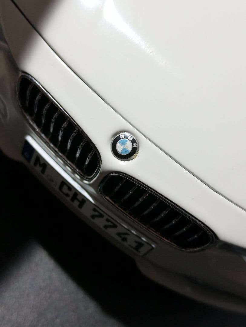 夢伝説　1/18 BMW 3シリーズ ツーリング F31ミニカー　ホワイト