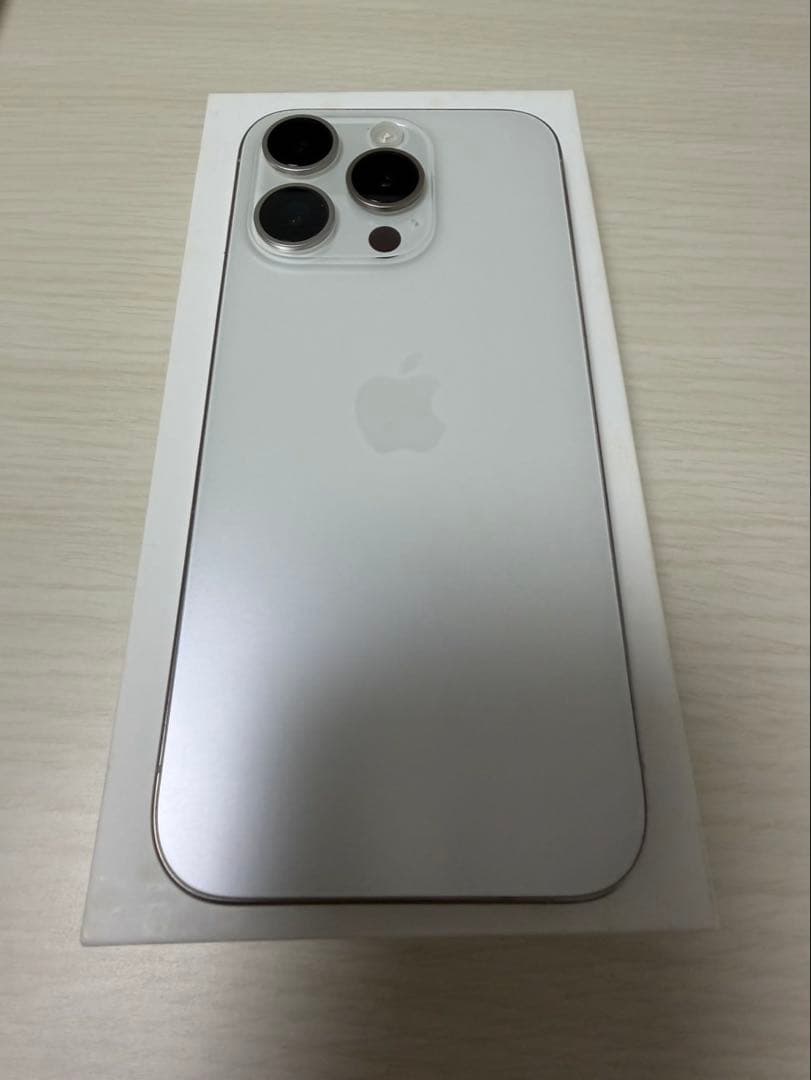 携帯電話本体 iPhone15pro 128GB