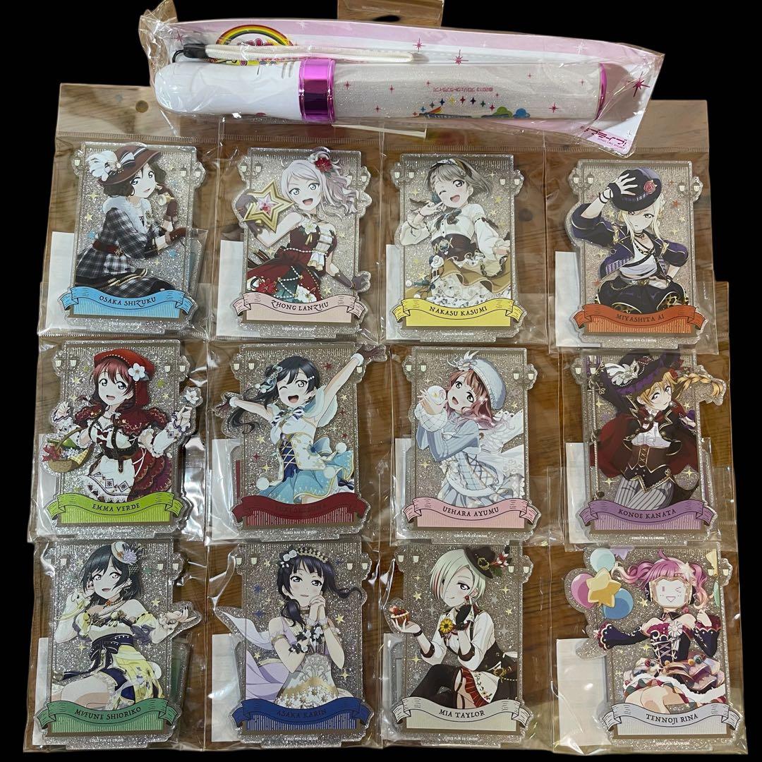 ❤️新品❤️ きらりんアクリルスタンド 12個セット + ペンライト