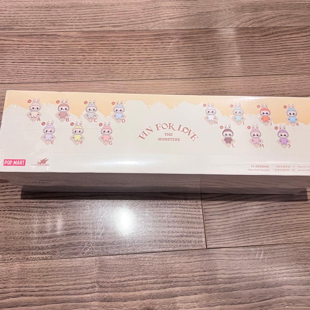 ラブブTHE MONSTER PIN FOR LOVE(A-M) イニシャル前半