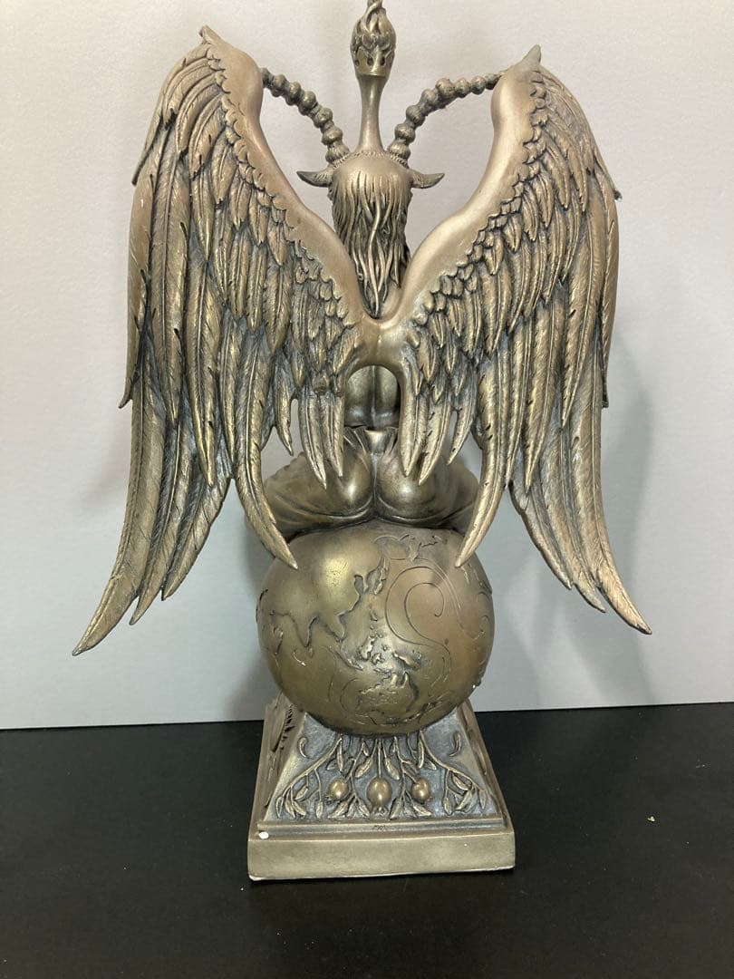 [セール中] バフォメット彫像　置物　アンティーク アート 美術品 悪魔