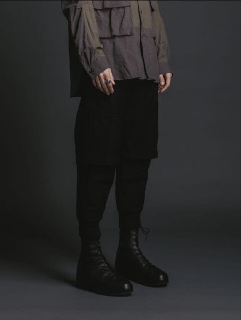 the viridi-anne レイヤードウールジョガーパンツ