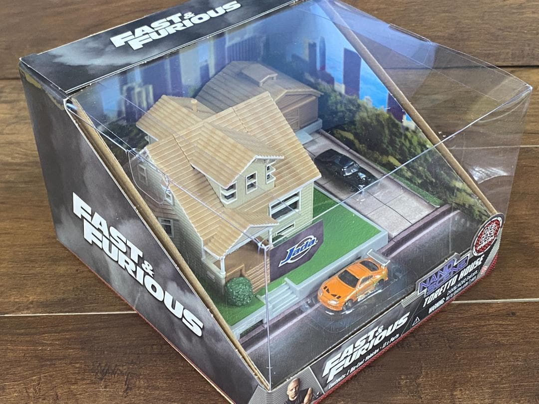 【新品・未使用】ワイルドスピード ドムの家 ジオラマ フィギュア ダイキャスト