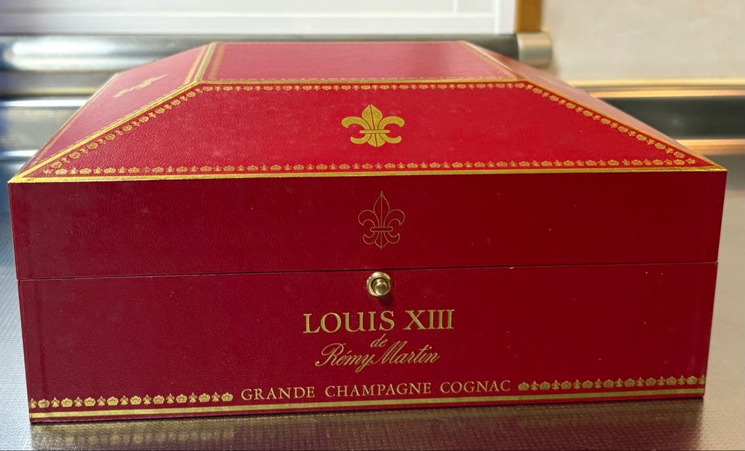 ルイ13世 レミーマルタン未開封バカラ