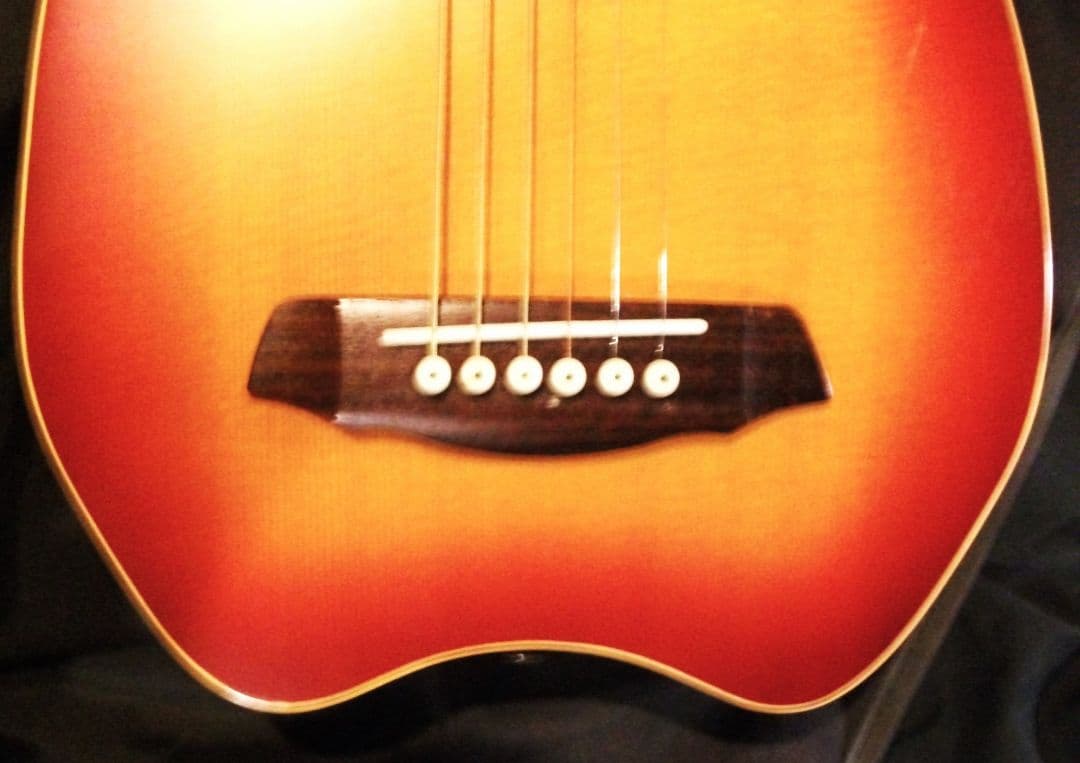 club juno 音吉 トラベルギター