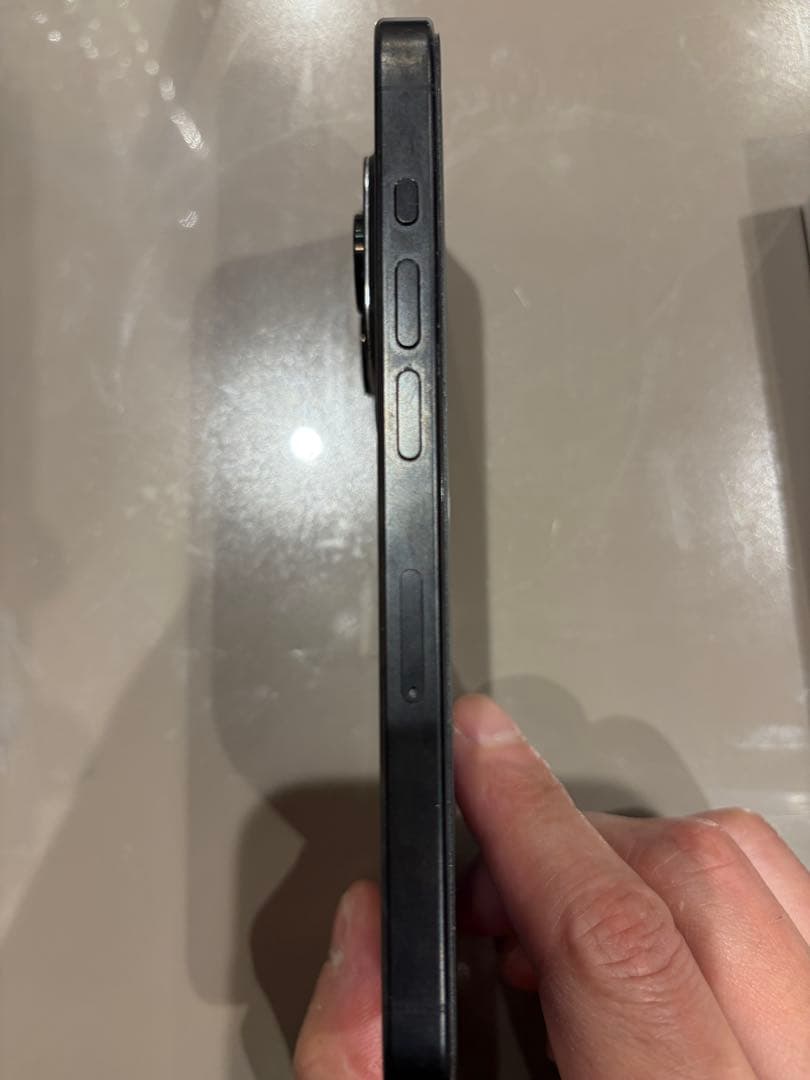 (ハルタ)美品iPhone15pro 512GB ブラックチタニウム