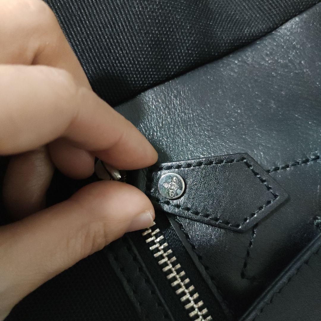 黒色　ビジネスバッグ