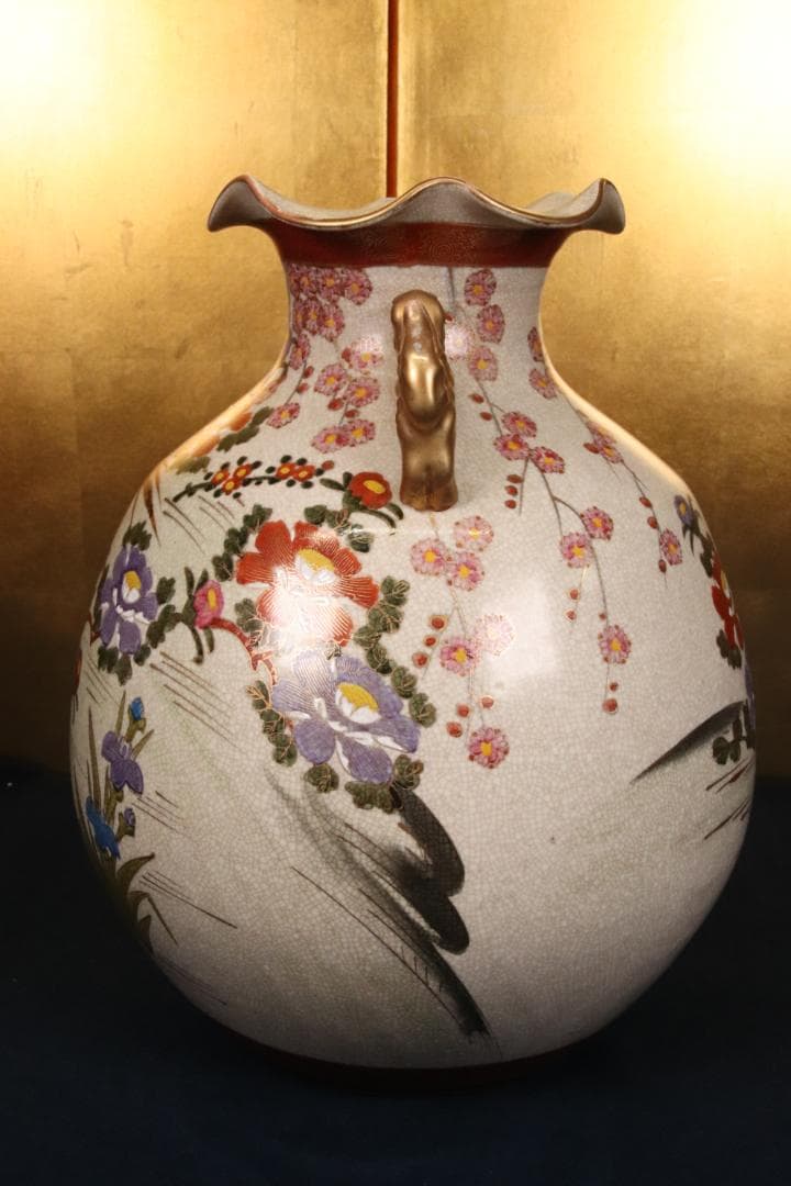 薩摩焼　勇仙作　色絵金彩花鳥図獅子耳　大花瓶　花器　壷　高さ38cm　BE716