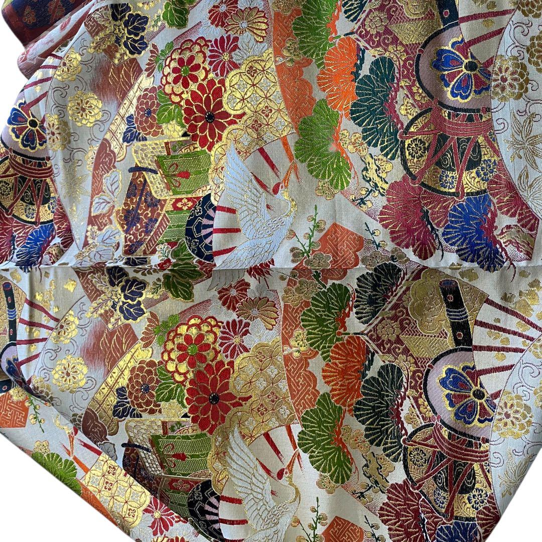 未使用　西陣織　ヴィンテージ 古布　反物　帯や着物にも　鶴、金系　正絹