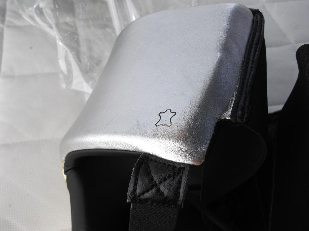 ADIDAS　アディダス　金的ガード　高級グローインガード　プロ　本革