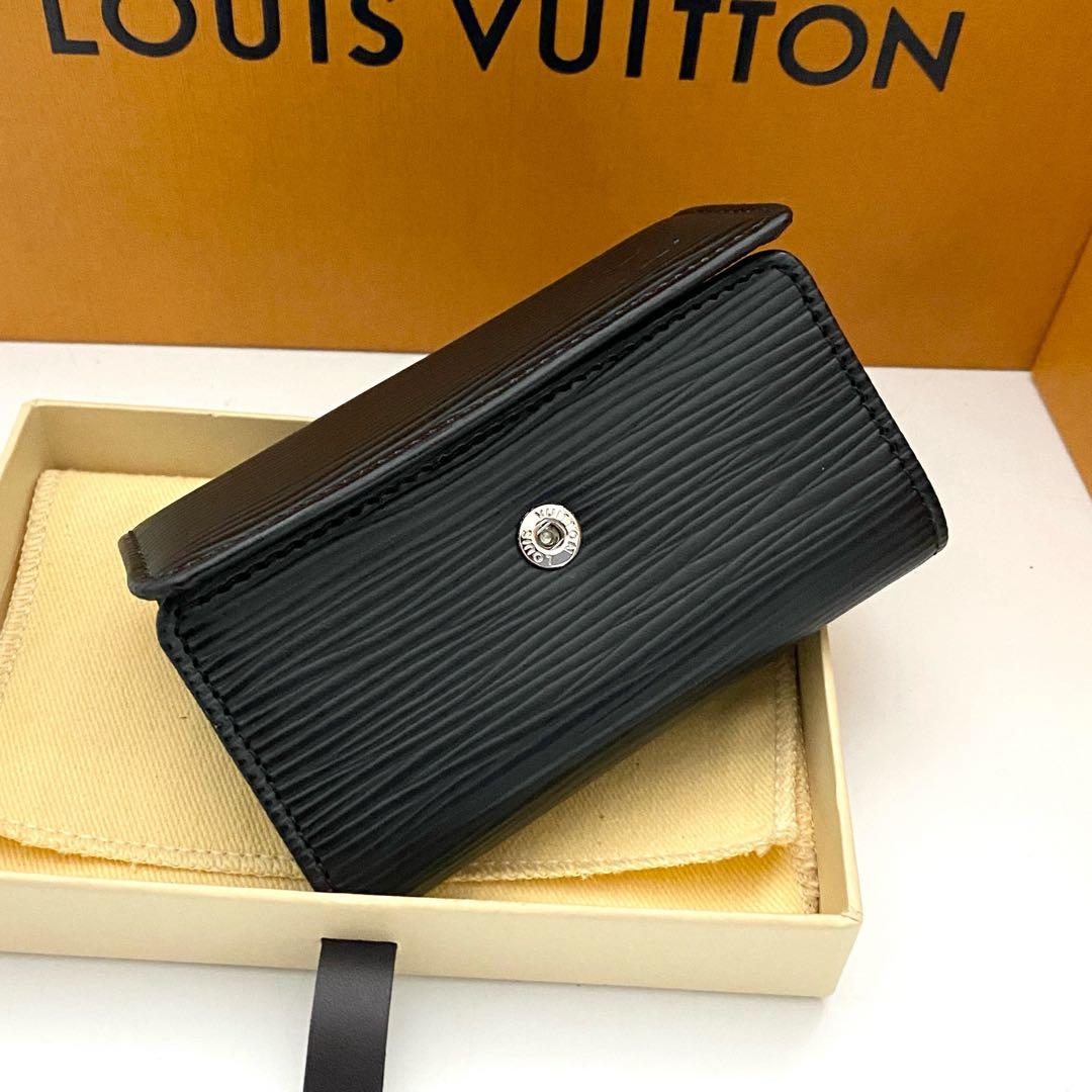 未使用品　ルイヴィトン　エピ　キーケース　ミュルティクレ6 黒