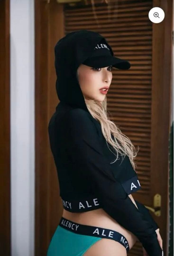 【3日間のみ値下げ！】ALENCY ラッシュガード黒