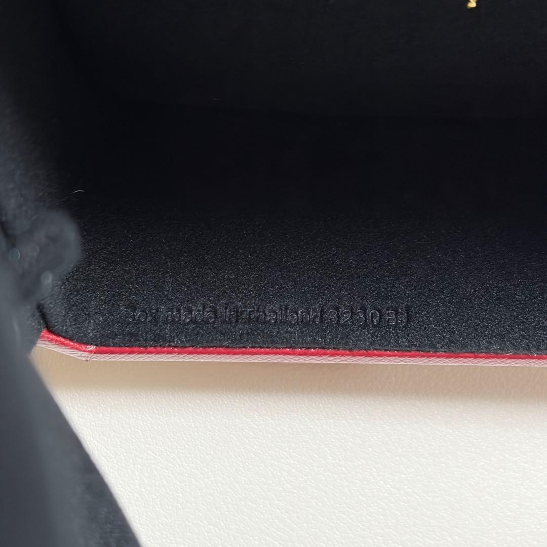 極美品　カルティエ　バングル　ブレスレット　ケース　空箱　現行品　リボン付き