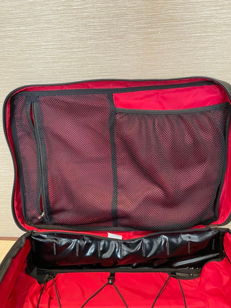 ノースフェイス　キャリーバッグ