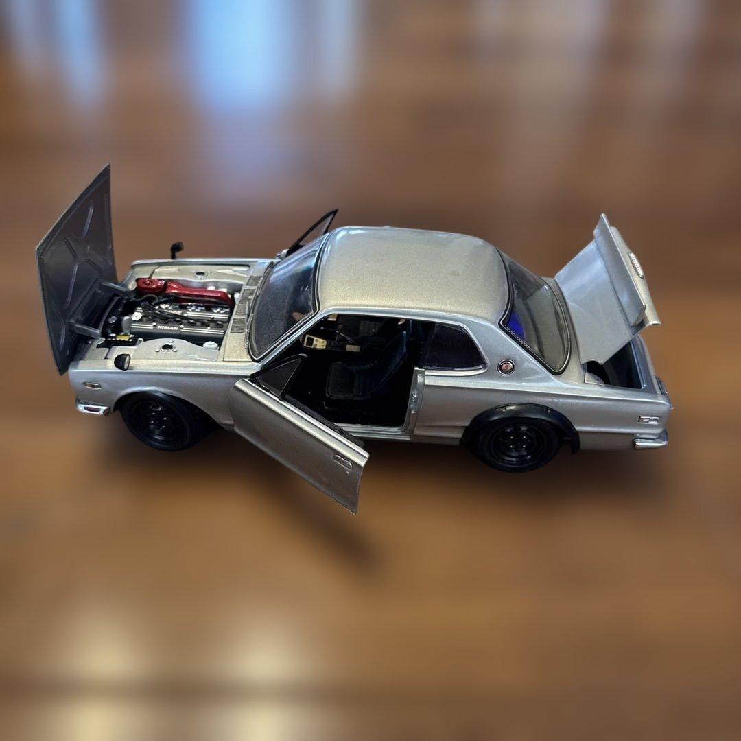 スカイライン GT-R 1/18 シルバー