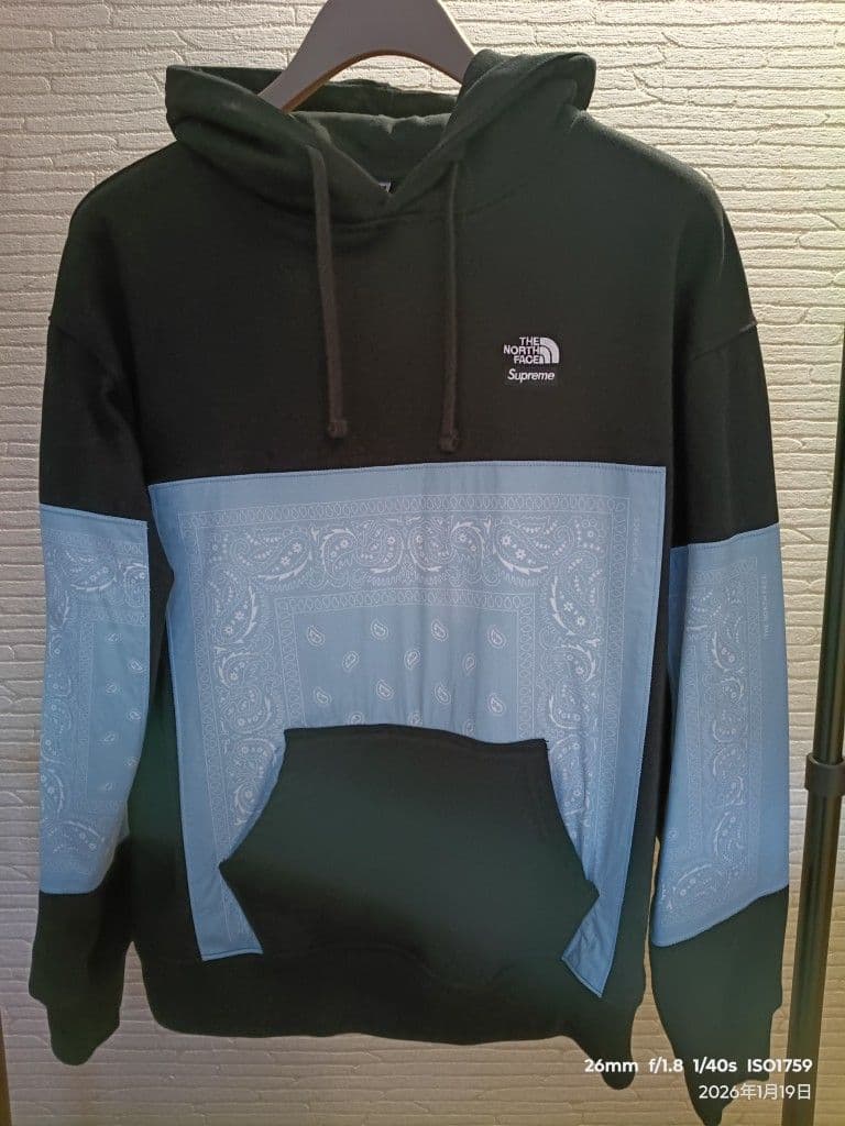 The North Face x Supreme パーカー L