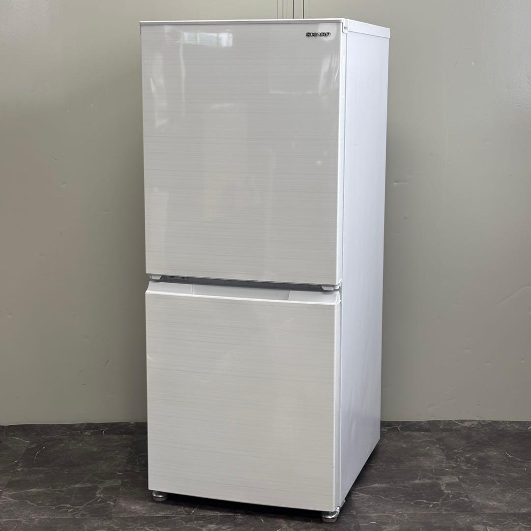 ∞送料込！設置対応◎2022 SHARP 152L 冷蔵庫 SJ-D15H-W