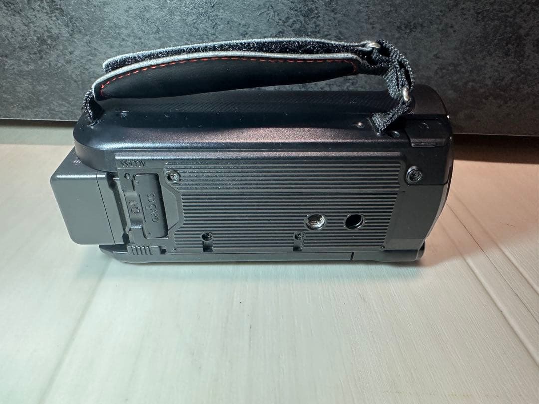 【美品】パナソニック 4Kビデオカメラ HC-VX985M