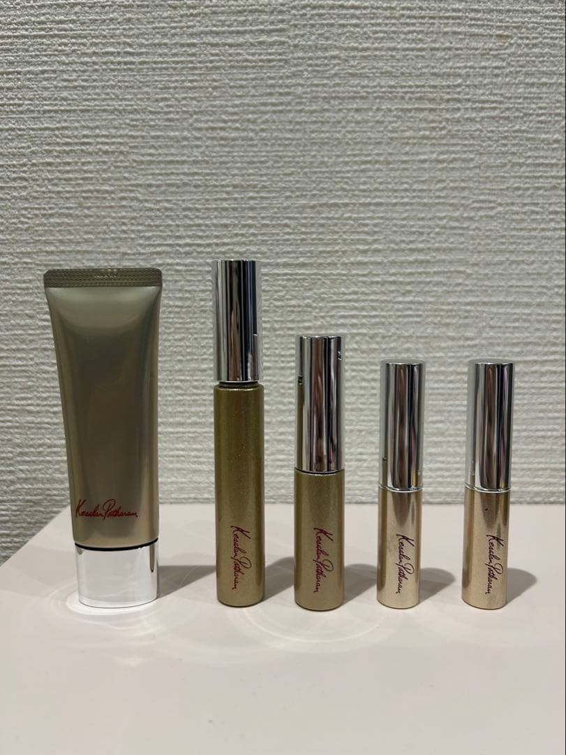 ケセランパサラン化粧品セット 化粧ポーチ付き 化粧品まとめ売り