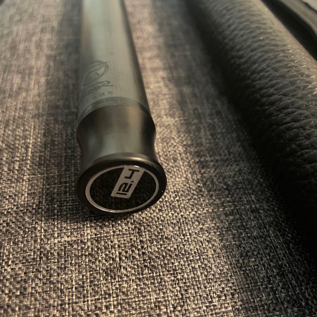 ビリヤードキュー　Predator THRONE4